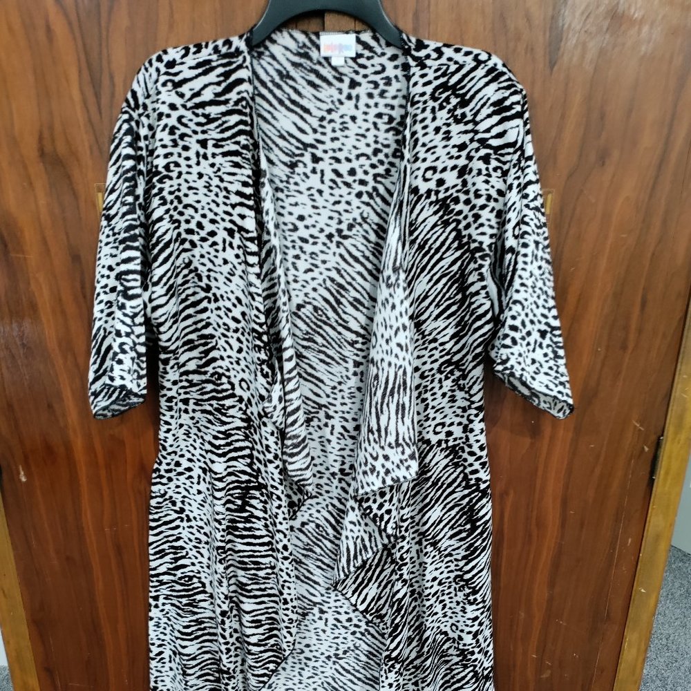 LuLaRoe Shirley Kimono Cardigan, Size S, Animal Print